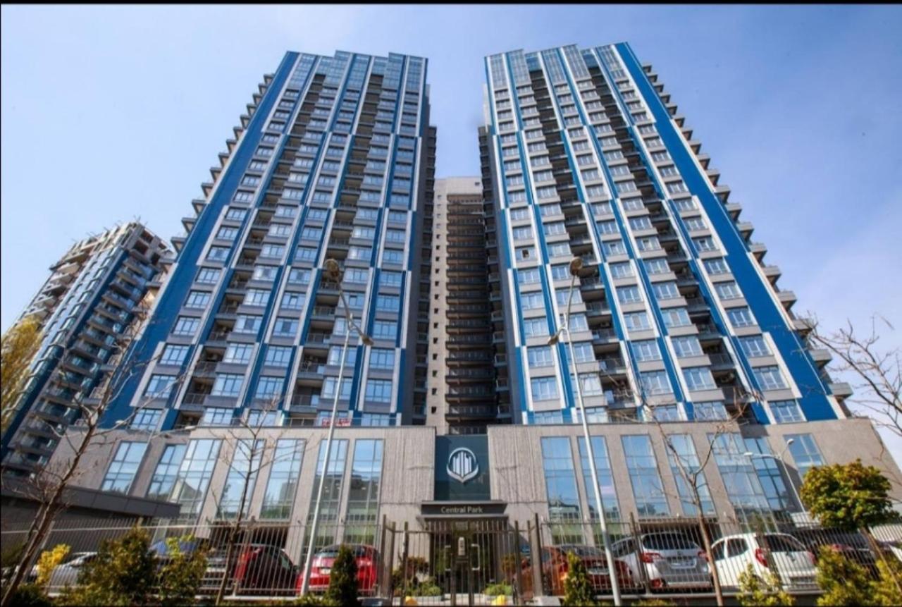 Petrovdom Apartments 10-353 In Rc Central Park, 7 John Mccain Street Kiev Dış mekan fotoğraf